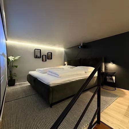 Casa vacanze - Mirrored Forest Retreat