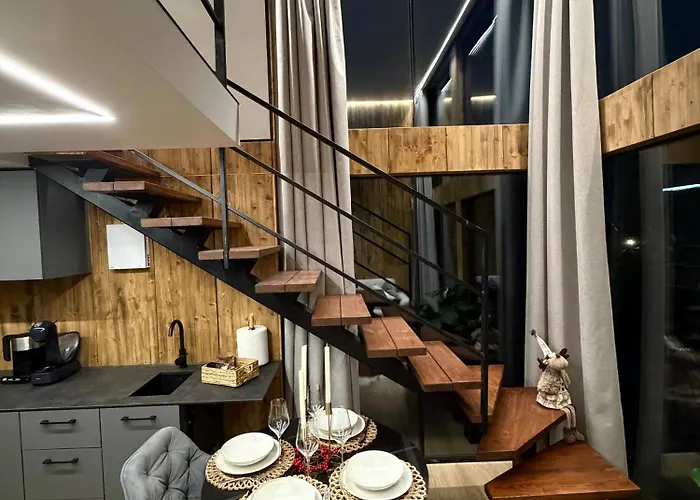 Holiday home - Mirrored Forest Retreat *