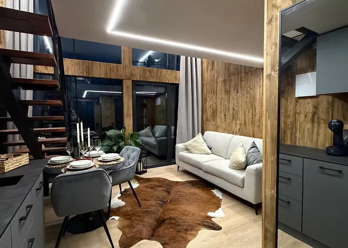 Holiday home - Mirrored Forest Retreat *