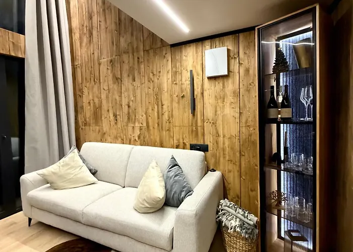 Holiday home - Mirrored Forest Retreat Hazlov